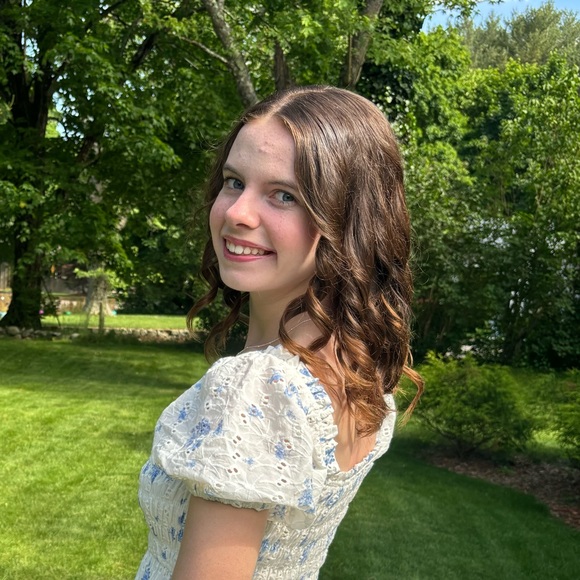 Meet your Posher, Sabrina - Picture 1 of 1